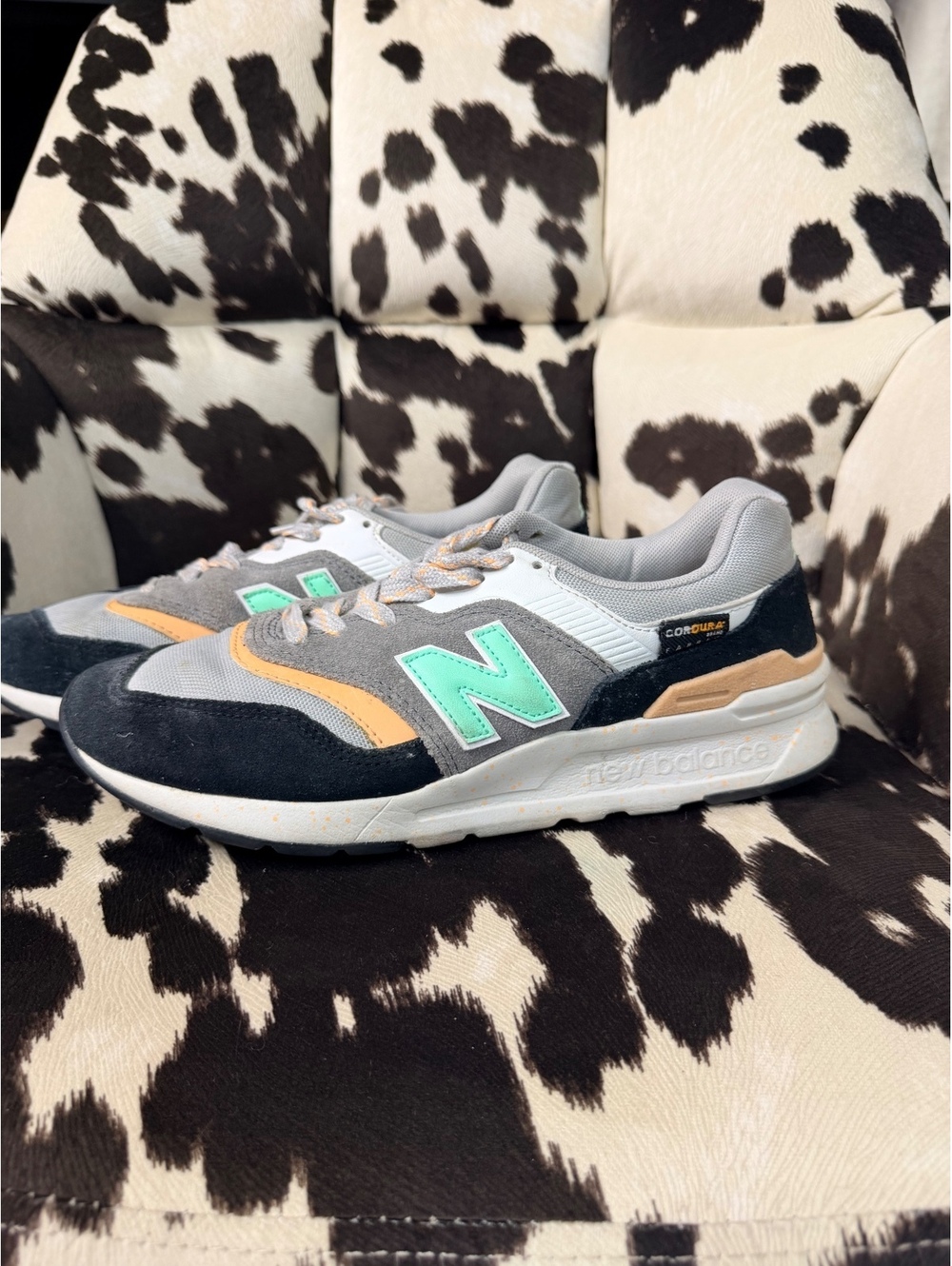 New Balance Sneakers Size 7.5 Gray Black Mint Green